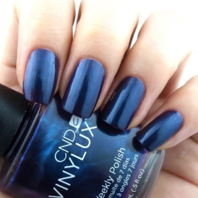 VINYLUX WEEKLY POLISH - ETERNAL MIDNIGHT