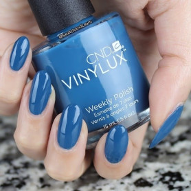 VINYLUX WEEKLY POLISH - SPLASH OF TEAL